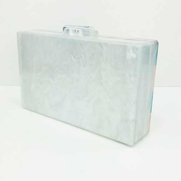 Acrylic Party Box in Triangle Multicolor - Picture 6 of 8